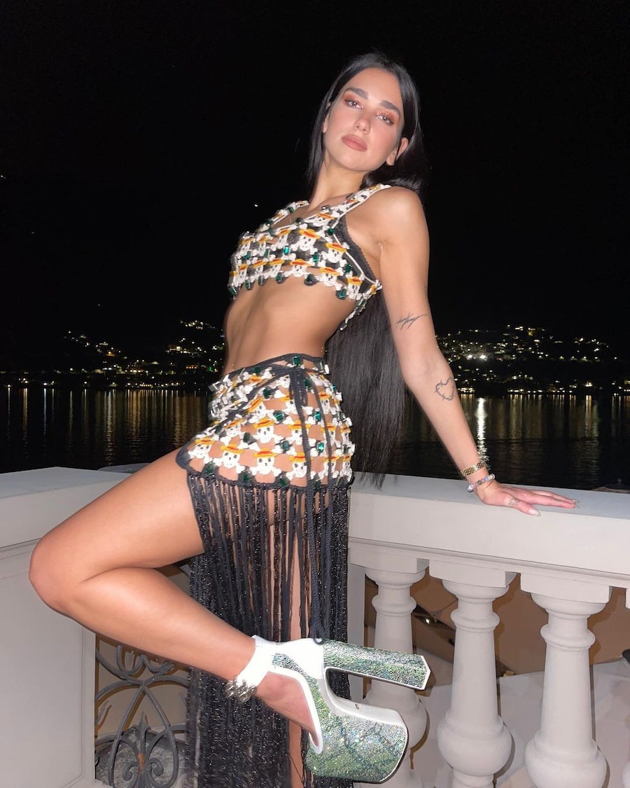 27 yaşına özel 27 fotoğrafla Dua Lipa
