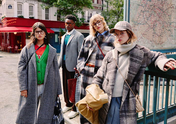 Naomi Campbell, H&M'in Paris'ten Esinlenilen Sonbahar Kampanyasında Başrolde