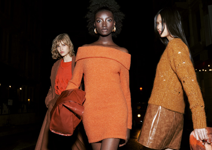 Naomi Campbell, H&M'in Paris'ten Esinlenilen Sonbahar Kampanyasında Başrolde