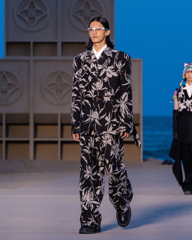 Louis Vuitton Erkek Spin Off İlkbahar-Yaz 2023 Şovu