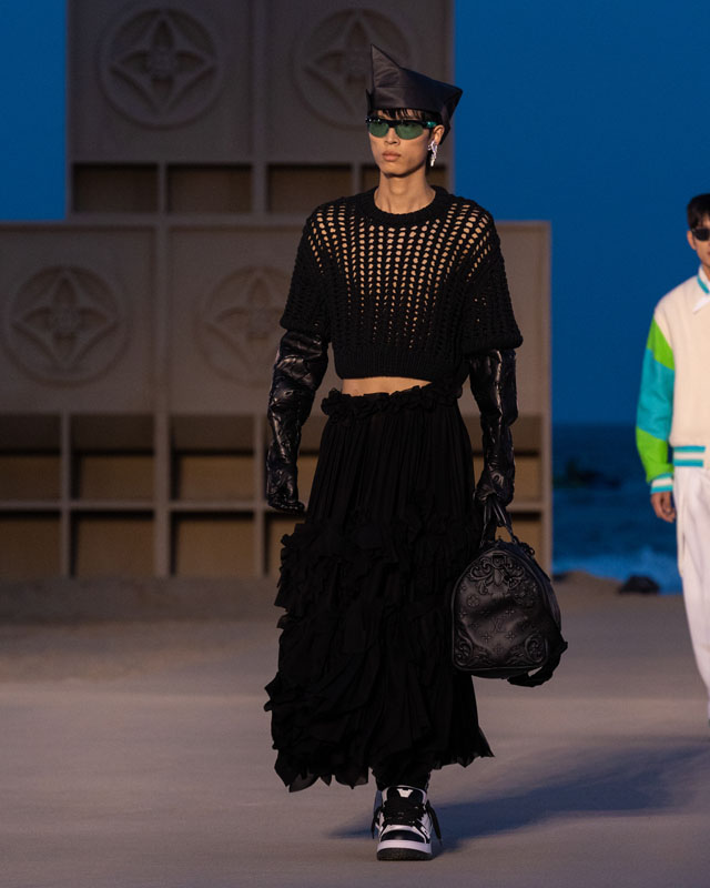 Louis Vuitton Erkek Spin Off İlkbahar-Yaz 2023 Şovu