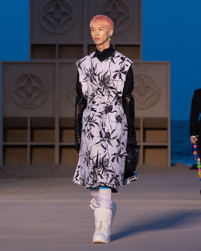 Louis Vuitton Erkek Spin Off İlkbahar-Yaz 2023 Şovu