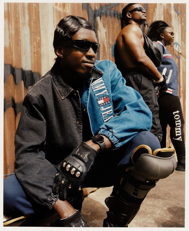 Tems ile Tommy Hilfiger Sonbahar 2022