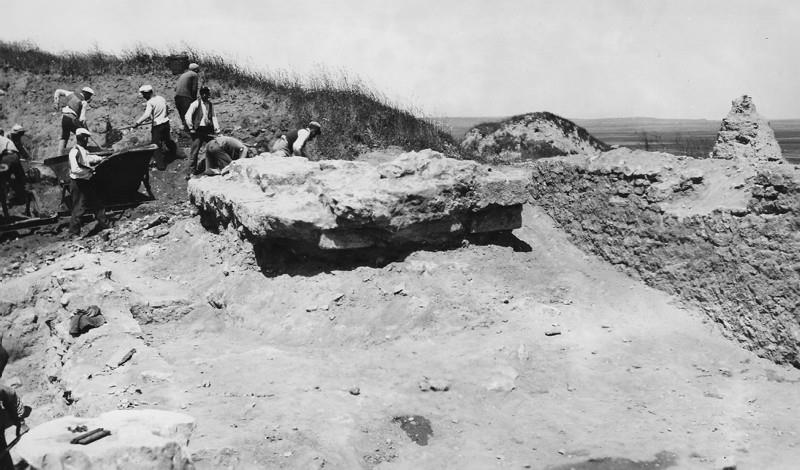 Amerikalı arkeolog Blegen'in 90 yıllık arşivi Troya araştırmacılarının hizmetinde