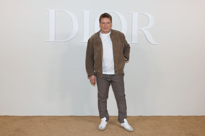 Kim Jones imzalı Dior Erkek Sonbahar 2023 Defilesinde Yıldızlar Geçidi
