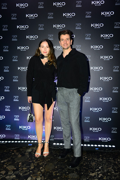 25. Yaşa Muhteşem Kutlama