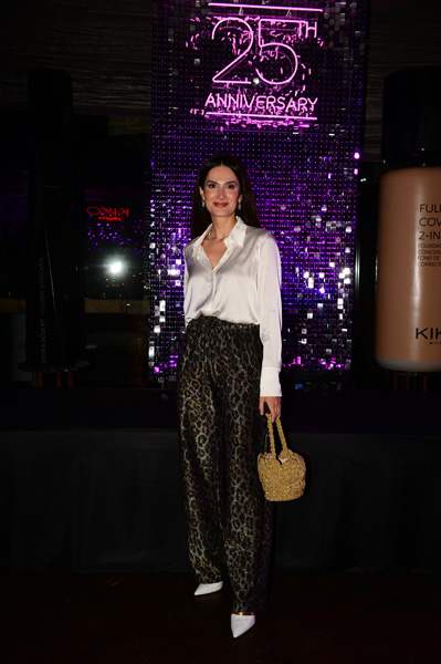 25. Yaşa Muhteşem Kutlama