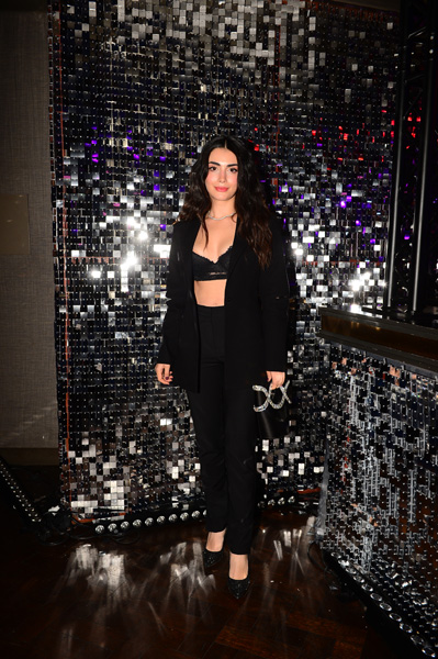 25. Yaşa Muhteşem Kutlama