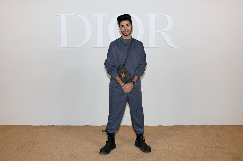 Kim Jones imzalı Dior Erkek Sonbahar 2023 Defilesinde Yıldızlar Geçidi