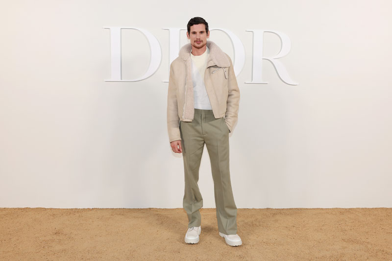Kim Jones imzalı Dior Erkek Sonbahar 2023 Defilesinde Yıldızlar Geçidi