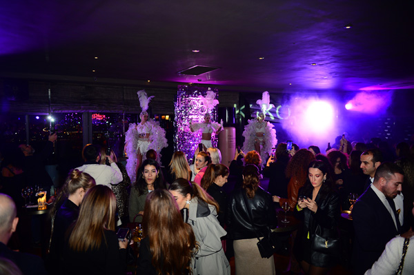 25. Yaşa Muhteşem Kutlama