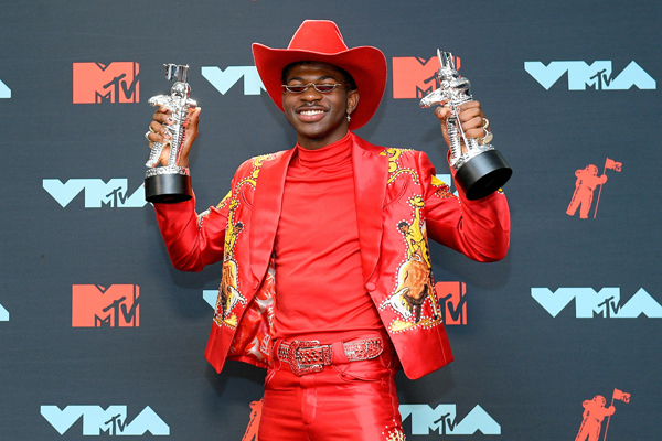 Gerçek İsimlerini Kullanmayan 11 Ünlü