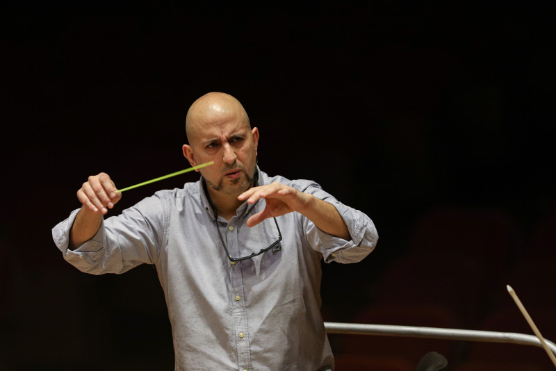 Japon violist Shimizu Ahmet Adnan Saygun'un eserini seslendirecek