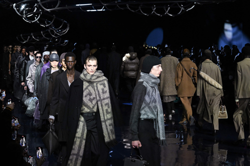 Fendi Sonbahar-Kış 2023 Erkek