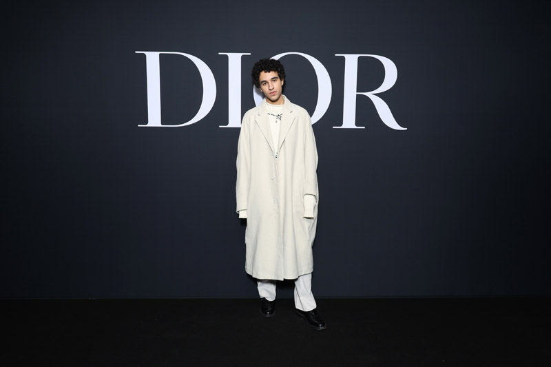 DIOR Kış 2023-24 defilesinde yıldız geçidi