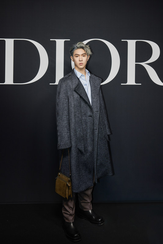 DIOR Kış 2023-24 defilesinde yıldız geçidi