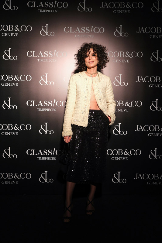 Lüks Saat Mağazasına Ünlü Akını