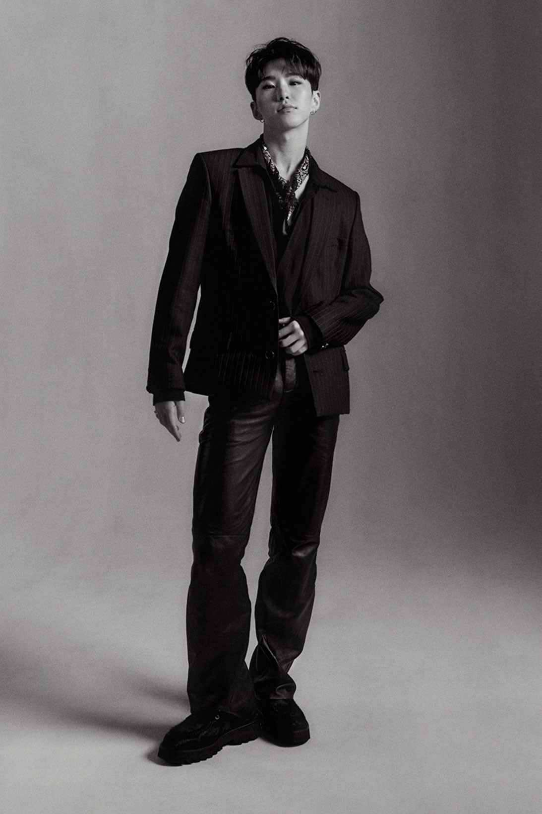 K-Pop Yıldızları Moda Haftasını Devralıyor