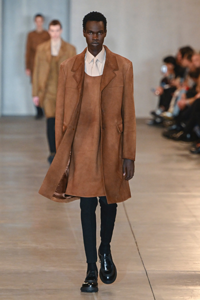 Erkekler Sonbahar/Kış 2023 Podyumlarından 6 Trend