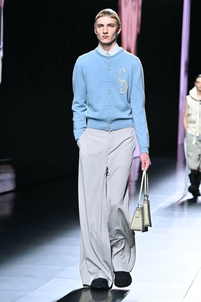 Erkekler Sonbahar/Kış 2023 Podyumlarından 6 Trend