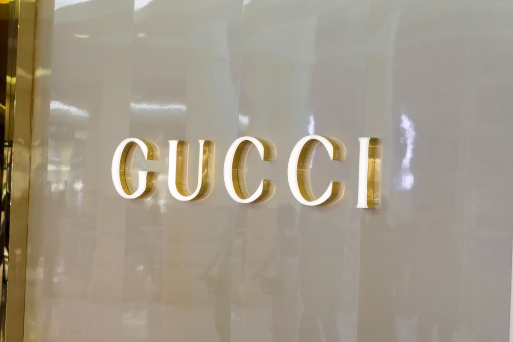 Lüks grup Kering, Valentino’yu nakit olarak satın aldı