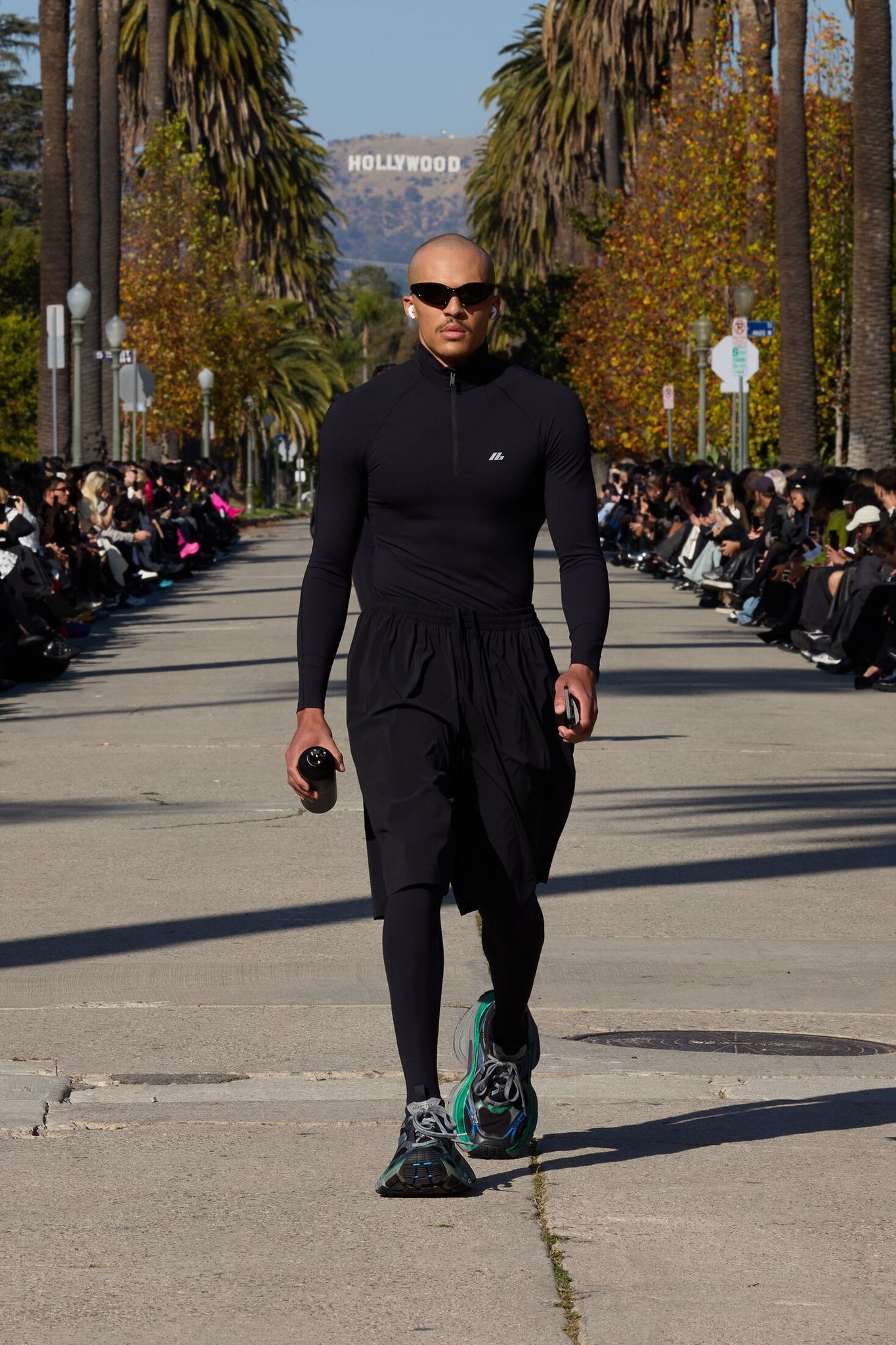 Balenciaga’nın Sıradışı Merceğinden: Bir Ünlünün Los Angeles Günlüğü