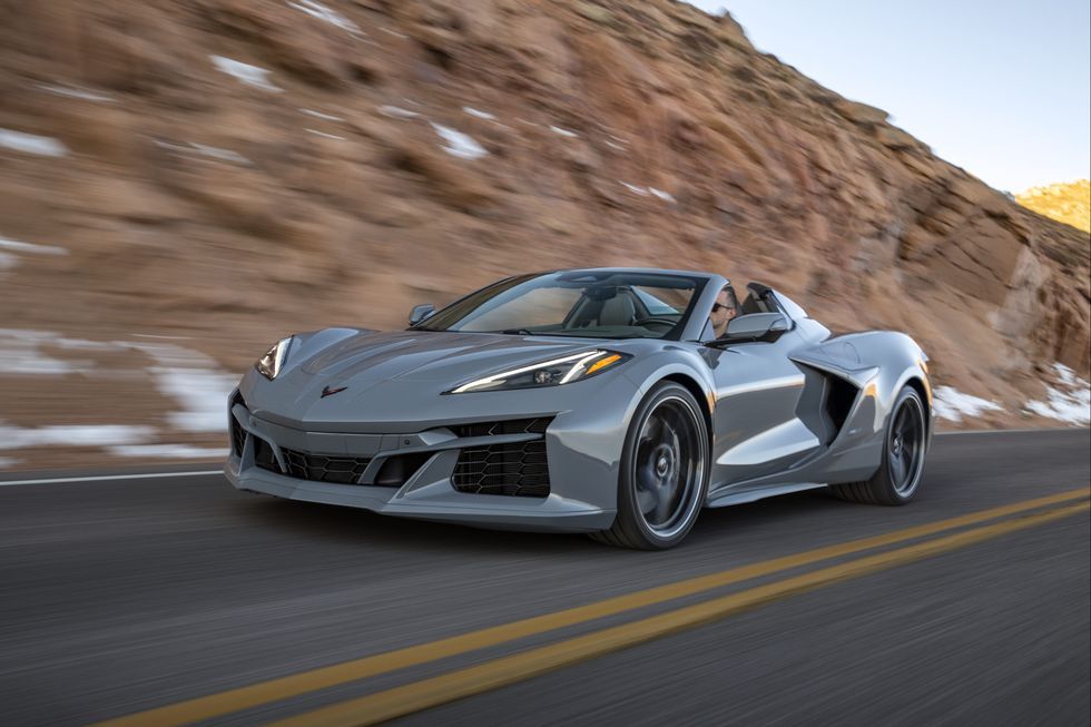 YILIN OTOMOBİLİ: Corvette E-Ray