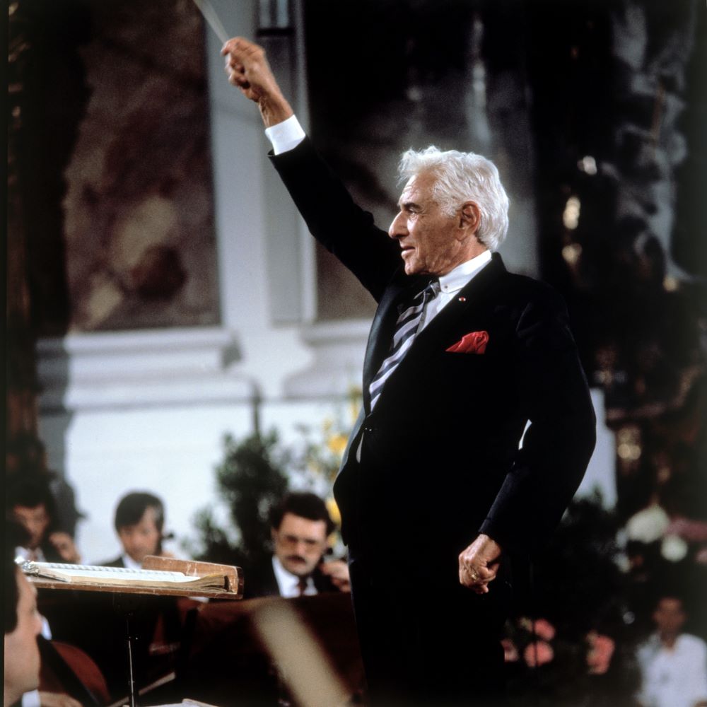 Erkek Giyiminin de Maestro’su: Leonard Bernstein'in Terzilik Harikası Stili