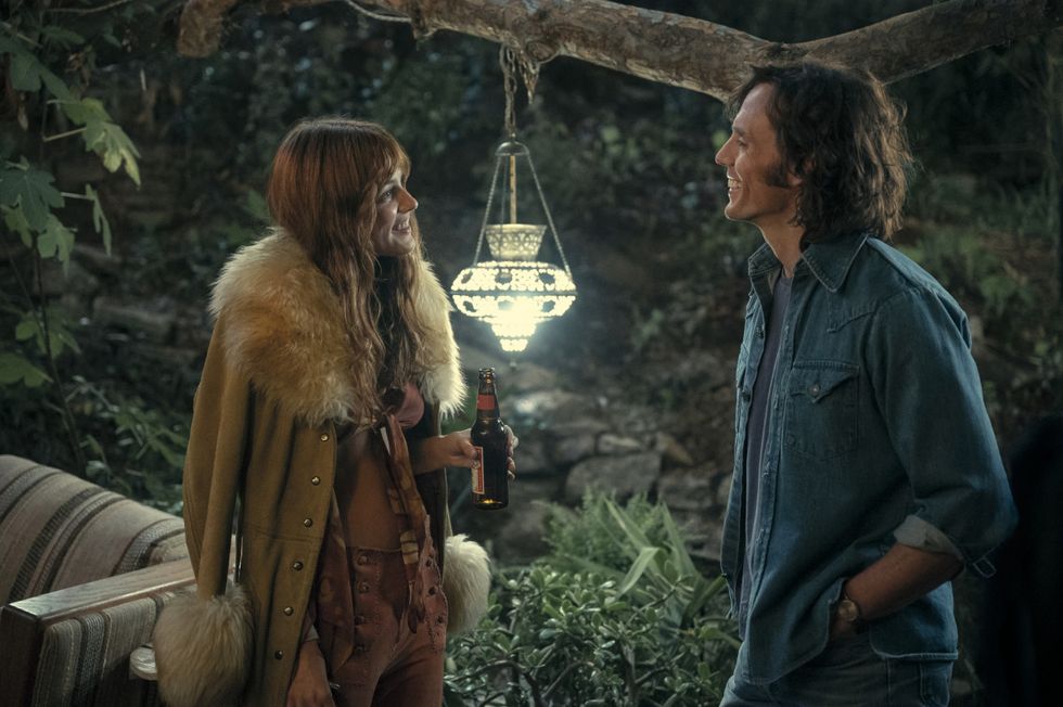 4. Daisy Jones & the Six'in Billy Dunne’ı