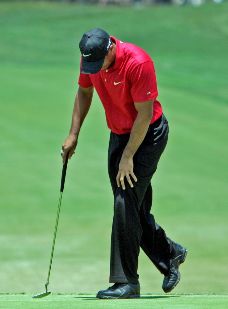 Tiger Woods Yeşil Sahalara Dönüyor