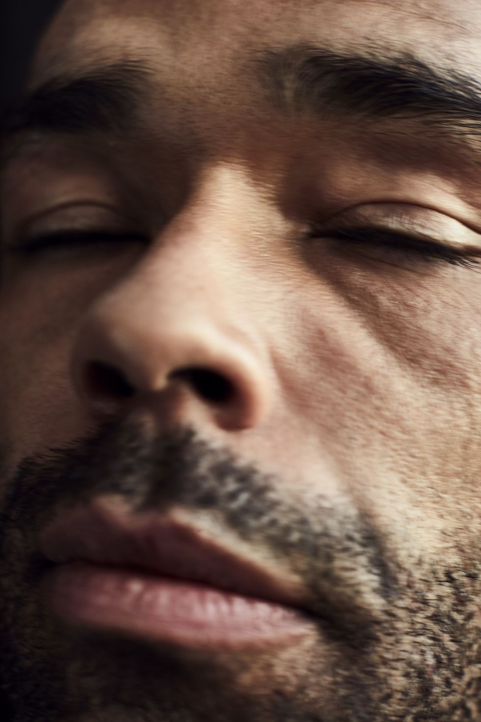 Kingsley Ben-Adir, Bob Marley Olma Hissini Anlatıyor