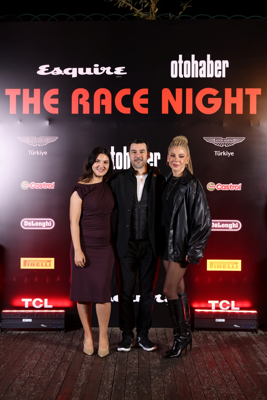 Özge Dinç, Burak Ünaldı, Gökçe Eyüpoğlu