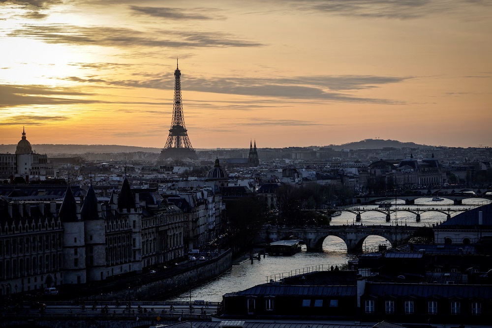 4.Seine Nehri’nde Tekne Turu