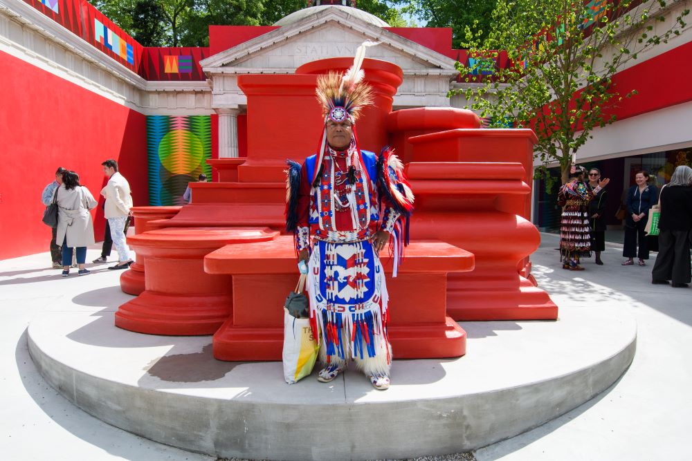 Yerli Topluluklardan Sanatçıların Eserlerine de Yer Verildi