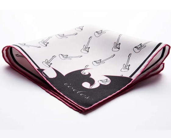 KLASİK BABALARA CEP MENDİLİ