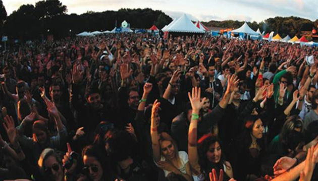 Babylon Soundgarden karnaval havasında!