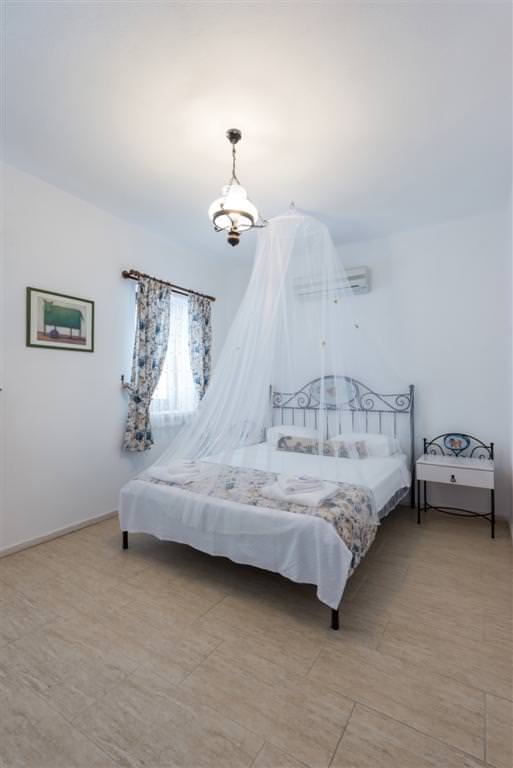 Alaçatı’da Bir Güzel Butik Otel : Kedili Ev