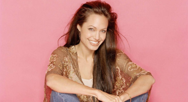 Jolie'den üzecek haber