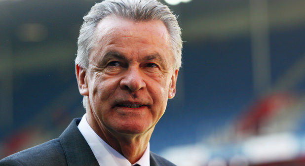 Galatasaray Hitzfeld ile görüşüyor
