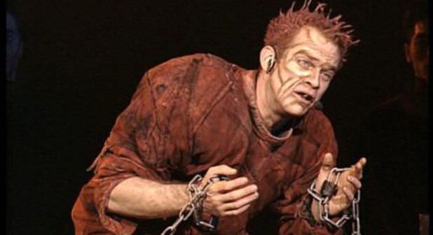 Notre Dame’ın Kamburu geliyor