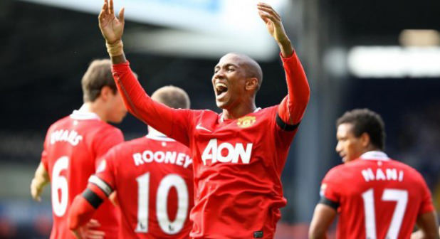Ashley Young aslan oluyor