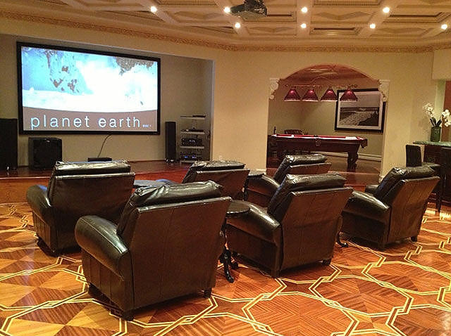 Her erkeğin hayali ev sinema sistemi