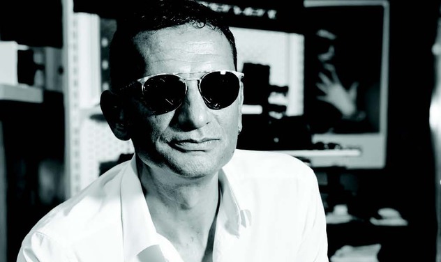 Yakıştırdığın gözlüğü al