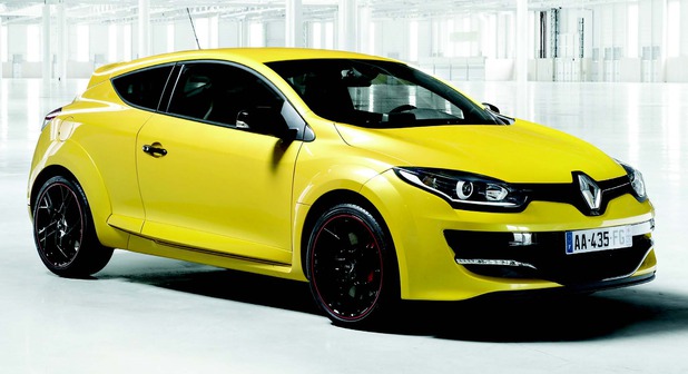 Sarı fırtına Renault Megane RS
