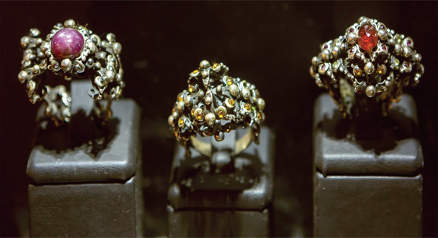 "İnsan ile sanatın bir noktada bütünleşmesi gerektiğine inanıyorum"