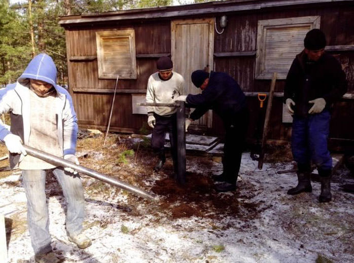 Sıkıntıdan ev yaptılar!