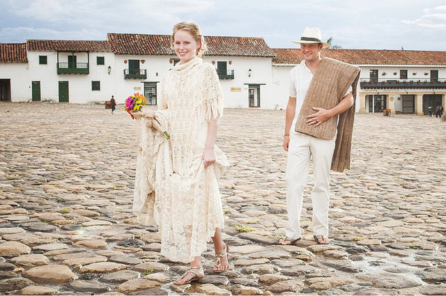 70 Ülkede 70 Düğün Yapan Çift