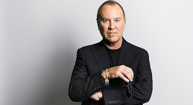 Michael Kors Fall 2016 defilesine ön sıradan davetiyeniz hazır!