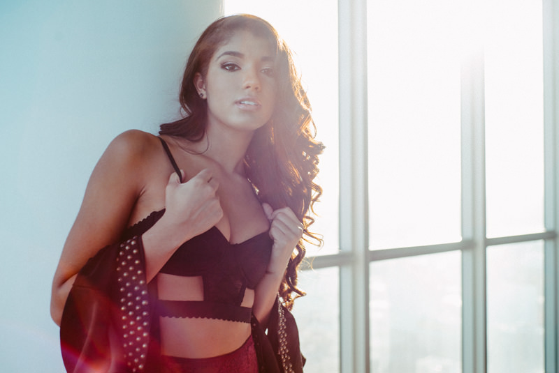 Miami'de güneşten daha fazlası var: Yovanna Ventura