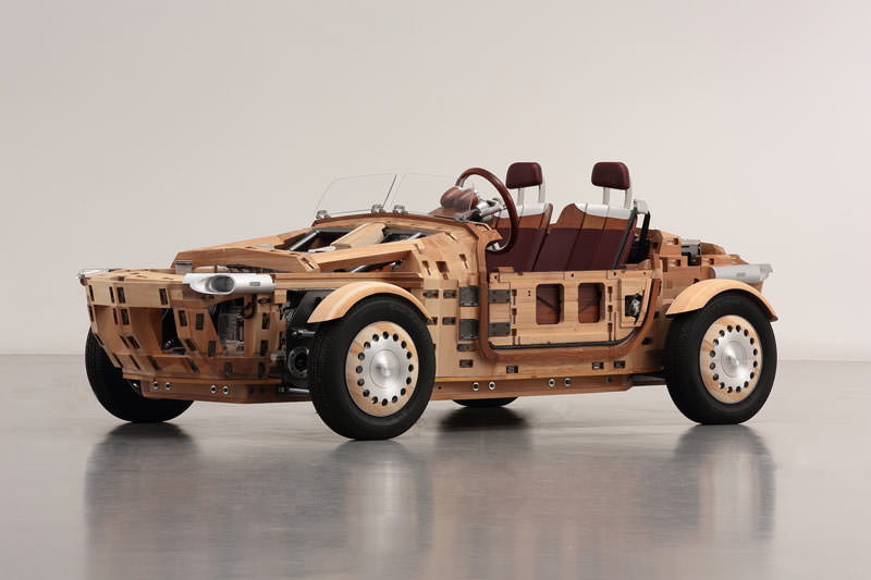 Ahşaptan otomobil Toyota Setsuna